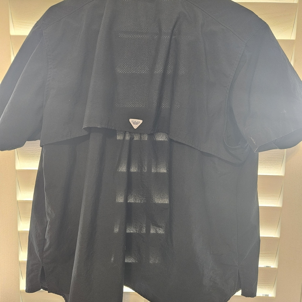 Columbia women's black blouse. - Picture 4 of 5